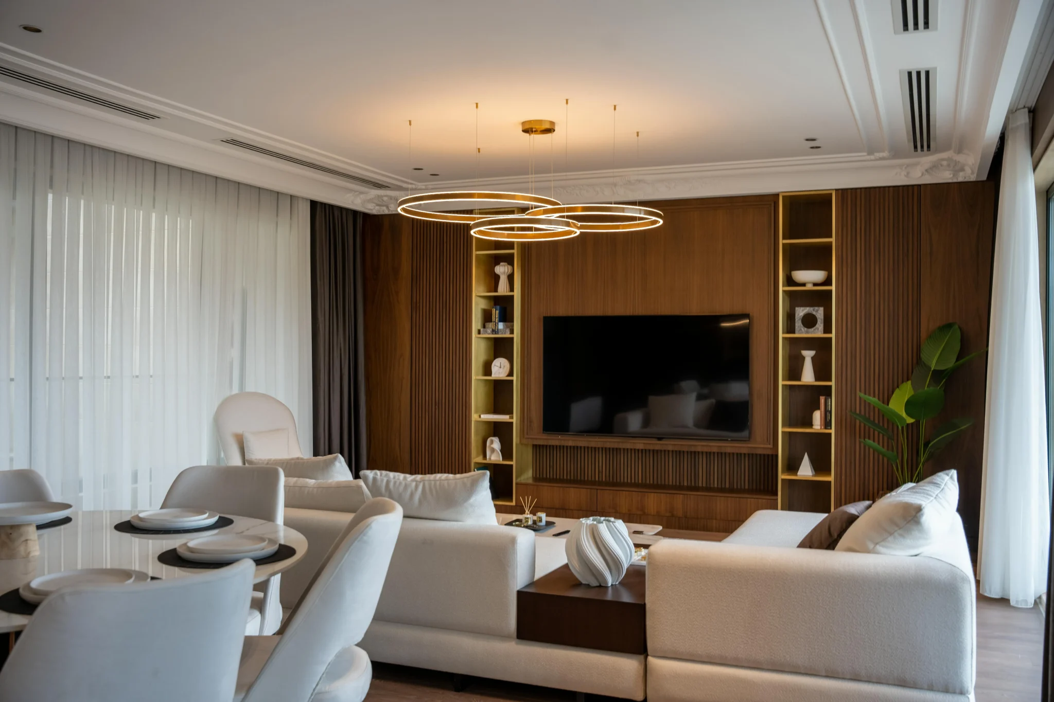 Imagen de piso reformado usada como fondo para banner de página de reformas integrales sabadell